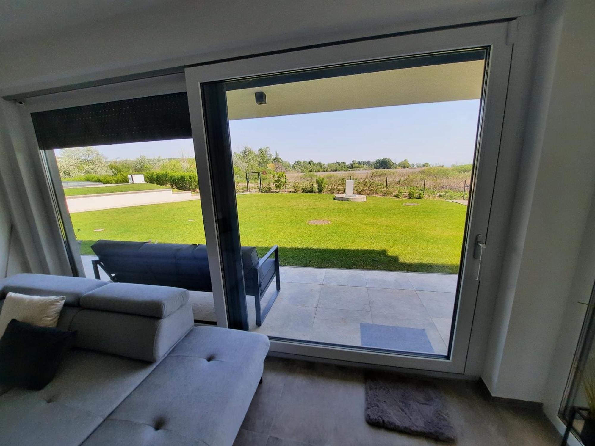 Coastline Balaton Apartment Alsóörs Zewnętrze zdjęcie